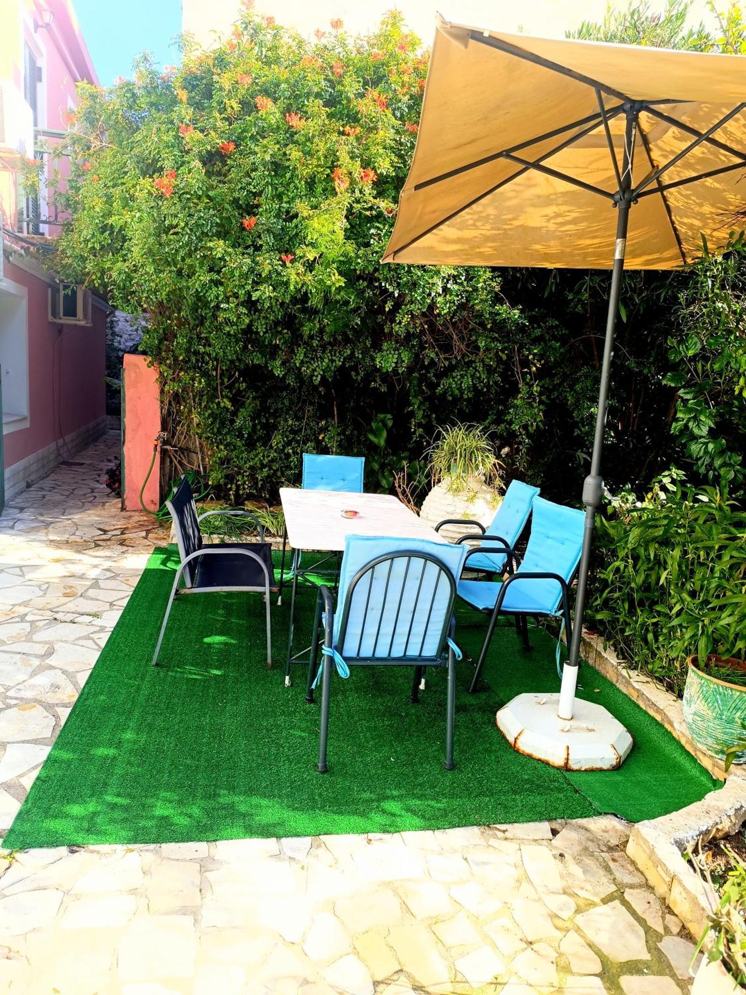 Garden Home Gaios Luaran gambar