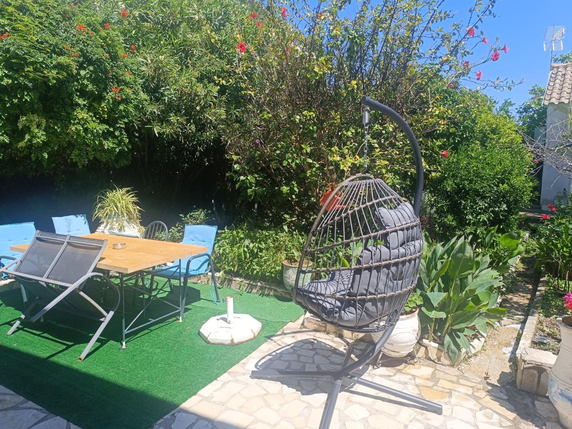Garden Home Gaios Luaran gambar
